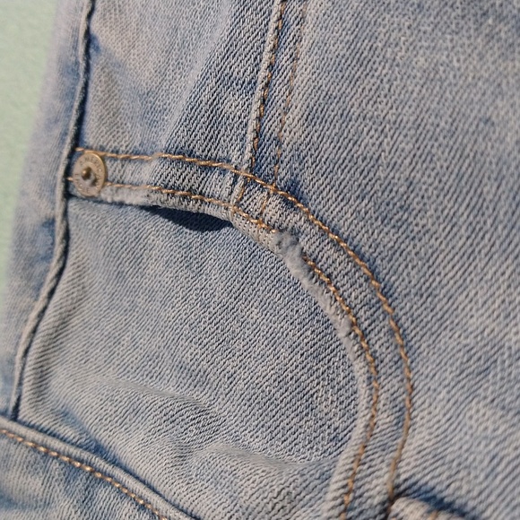 American Eagle denim skirt - Picture 11 of 12